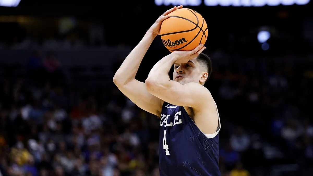 Mavericks to Sign John Poulakidas to Two-Way Contract, Bolstering Wing Depth