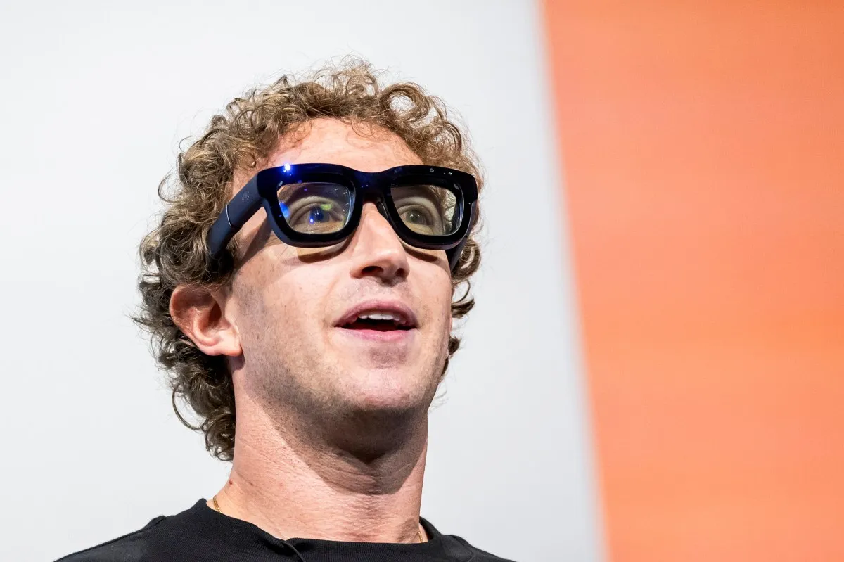 Meta Faces US Lawsuit Over Smart Glasses Privacy Concerns Amid Human Review Allegations