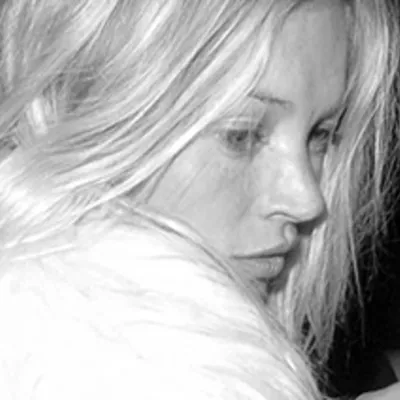 Alan Chapman's "Unfiltered" Exhibition Captures Pre-Social Media Celebrity Rawness