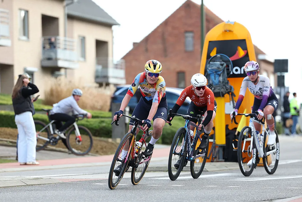Charlotte Kool Claims Omloop van het Hageland Victory in Thrilling Sprint Finish
