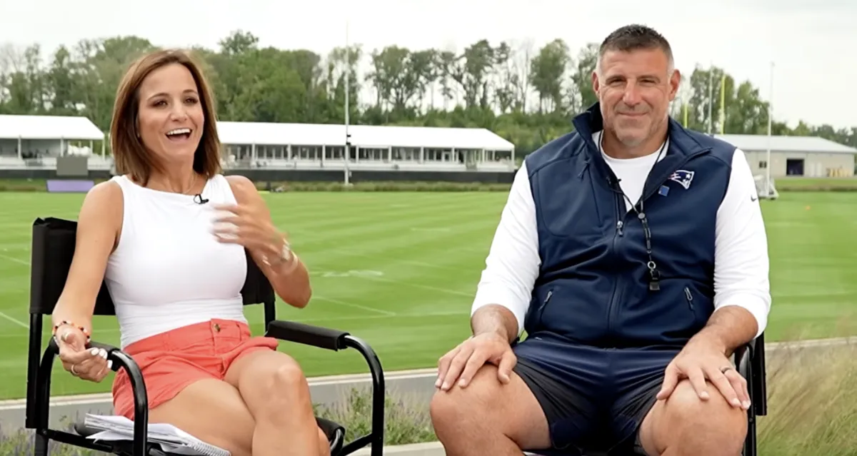 Photos of Mike Vrabel and Dianna Russini Spark Internet Frenzy