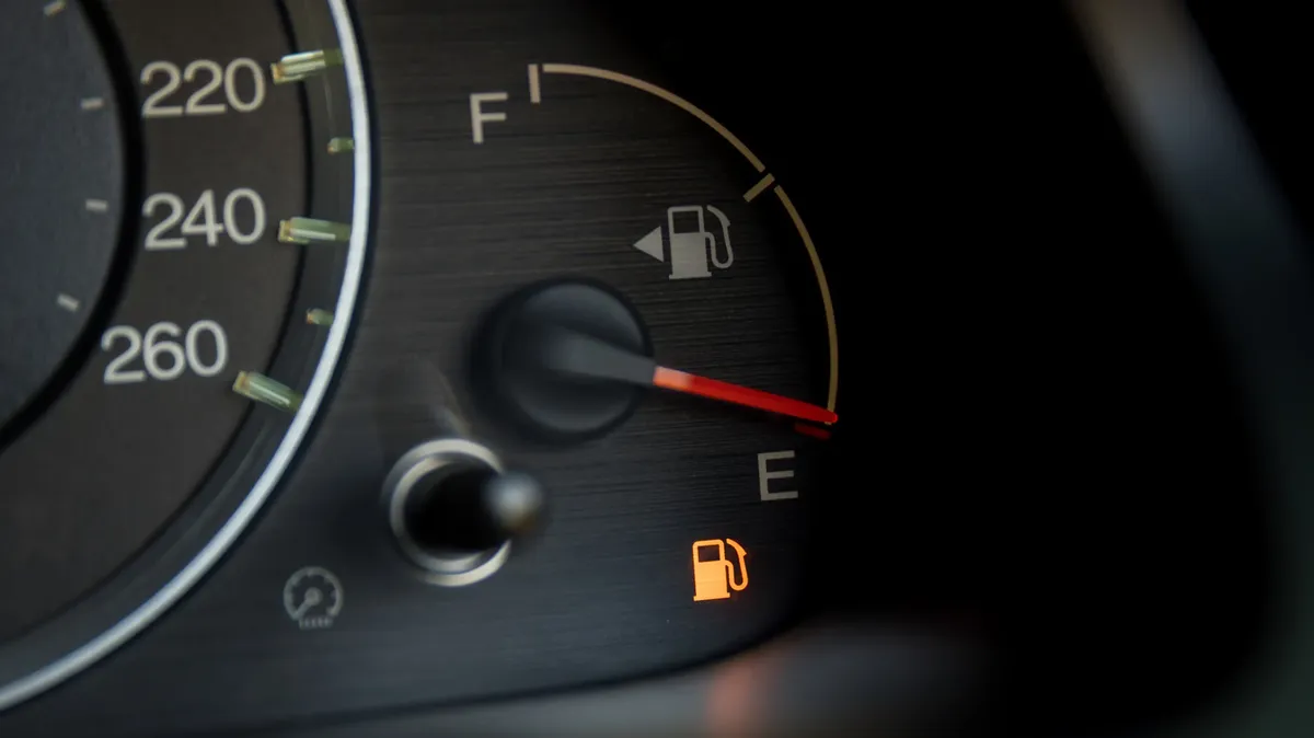 Roof Racks Significantly Impact Vehicle Fuel Economy, Studies Show