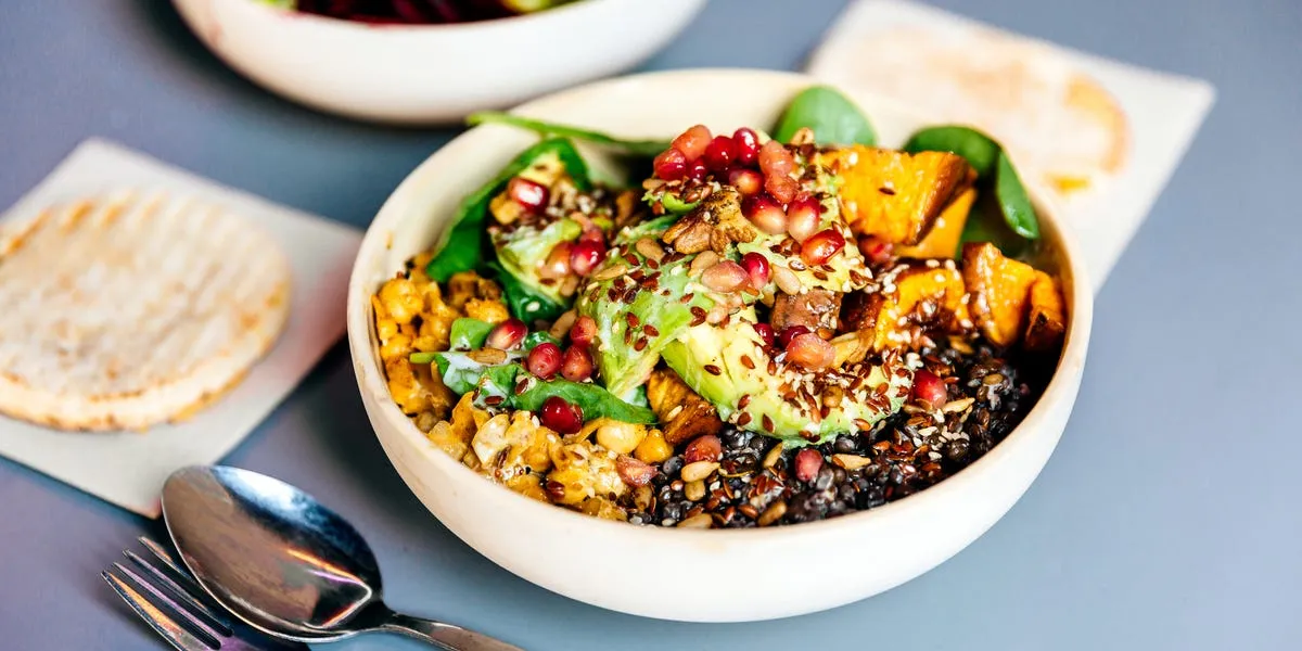 Maximizing Fiber Intake: Essential Low-Carb Foods for Gut Health