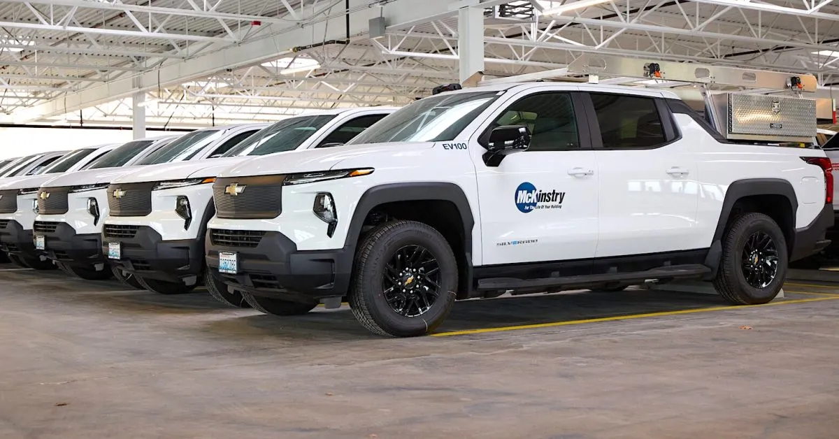 Commercial Trucking Electrification Accelerates Amidst Oil Concerns, Home Solar Incentives Loom