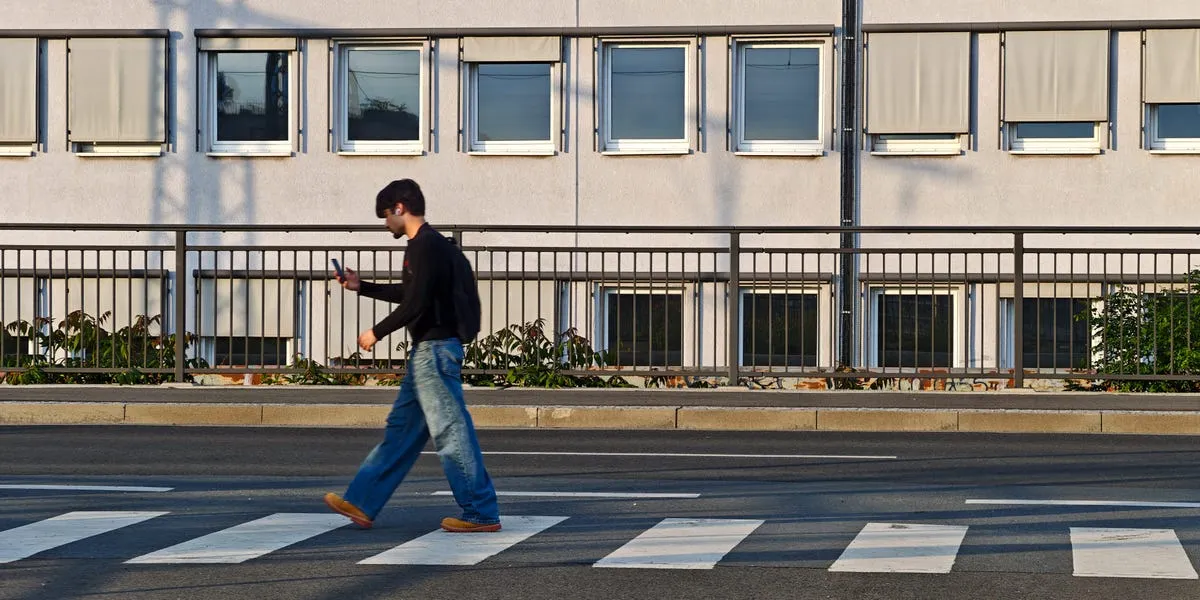 Business Insider Seeks Top Investors in Social Media, Consumer Tech, and AI Startups