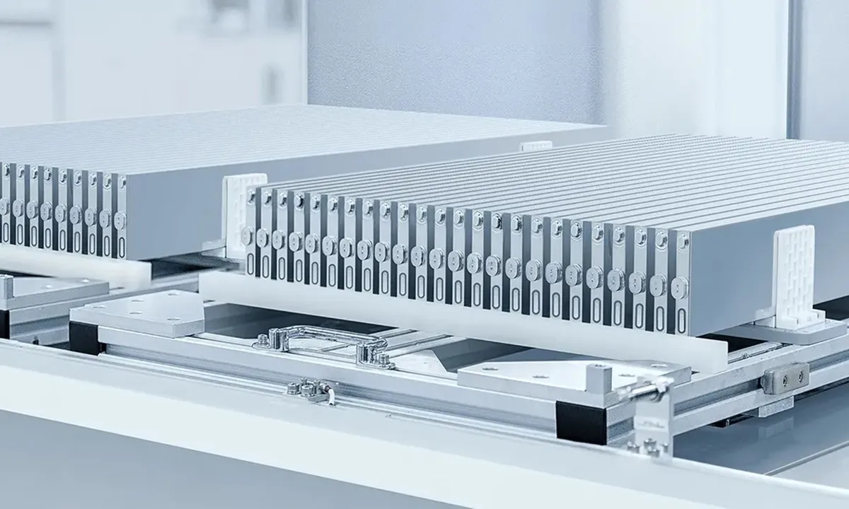 Chinese Researchers Unveil Solid-State Battery with Ultra-Fast Charging Potential