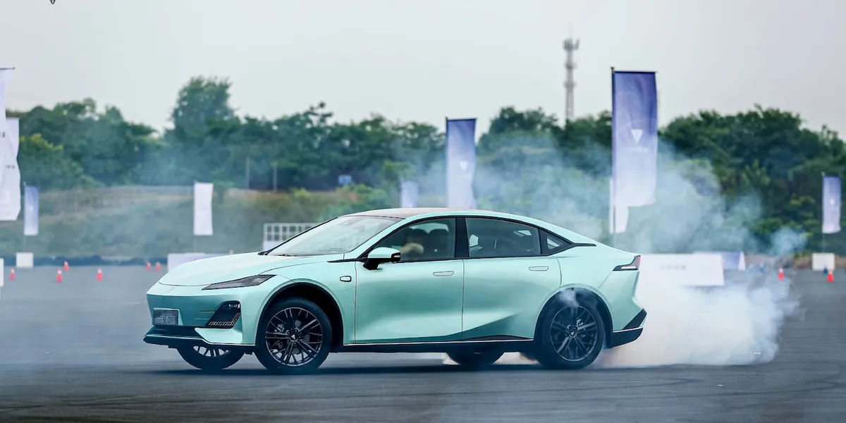 Ganfeng Lithium Unveils World's First 10 Ah Solid-State Batteries with 500 Wh/kg Energy Density
