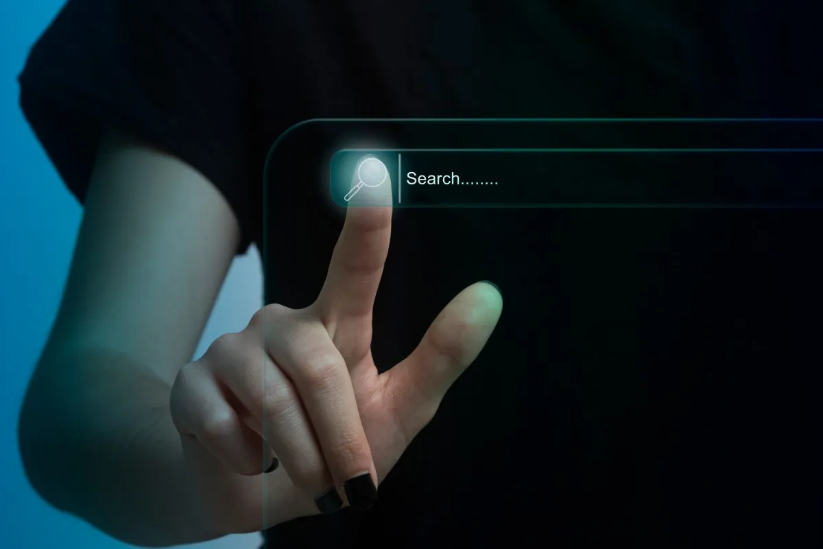 Google Search Overhaul: AI Integration Sparks User Backlash and Search for Alternatives