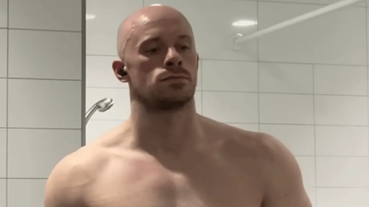 Man Documents One Month of Creatine Use: Before and After Photos Reveal Subtle Changes