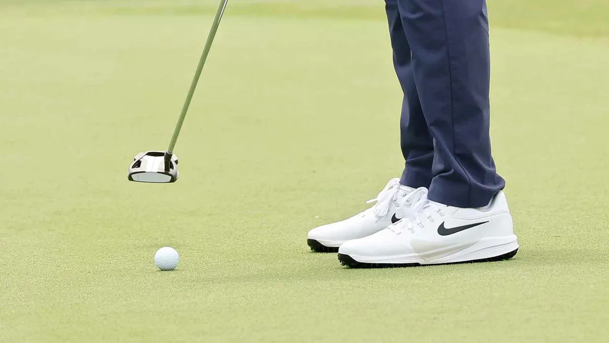 Mastering Golf Greens: The 8-4-4 System for Unrivaled Distance Control