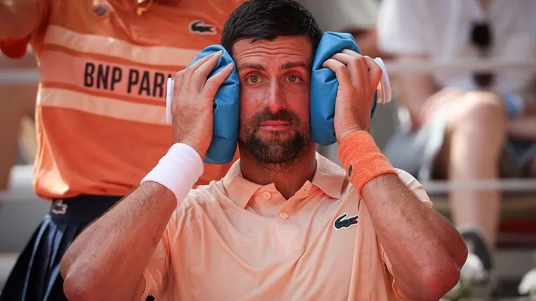 Teen Sensation Fonseca Stuns Djokovic in French Open Five-Set Thriller