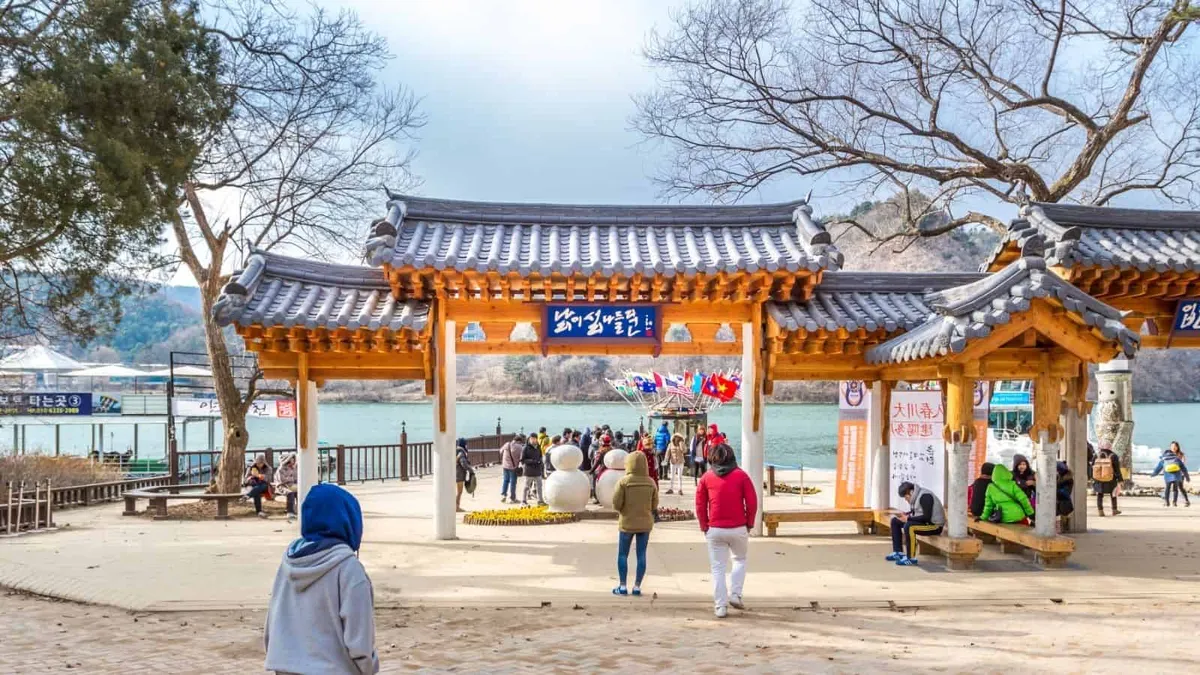 Travel Myths Debunked: Countries Easier to Navigate Than Reputation Suggests