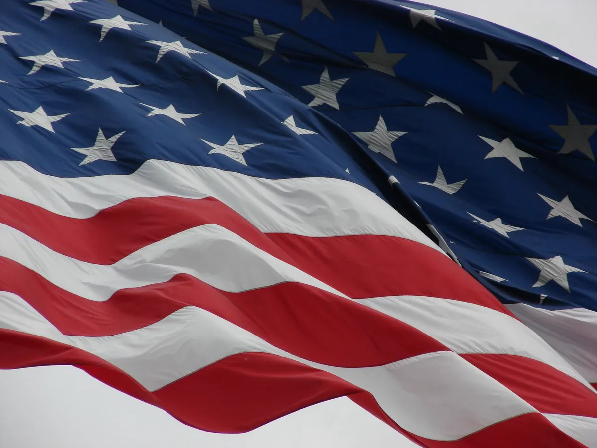 Digital Asset Market Clarity Act Faces Senate Hurdles Amidst Banking Industry Opposition