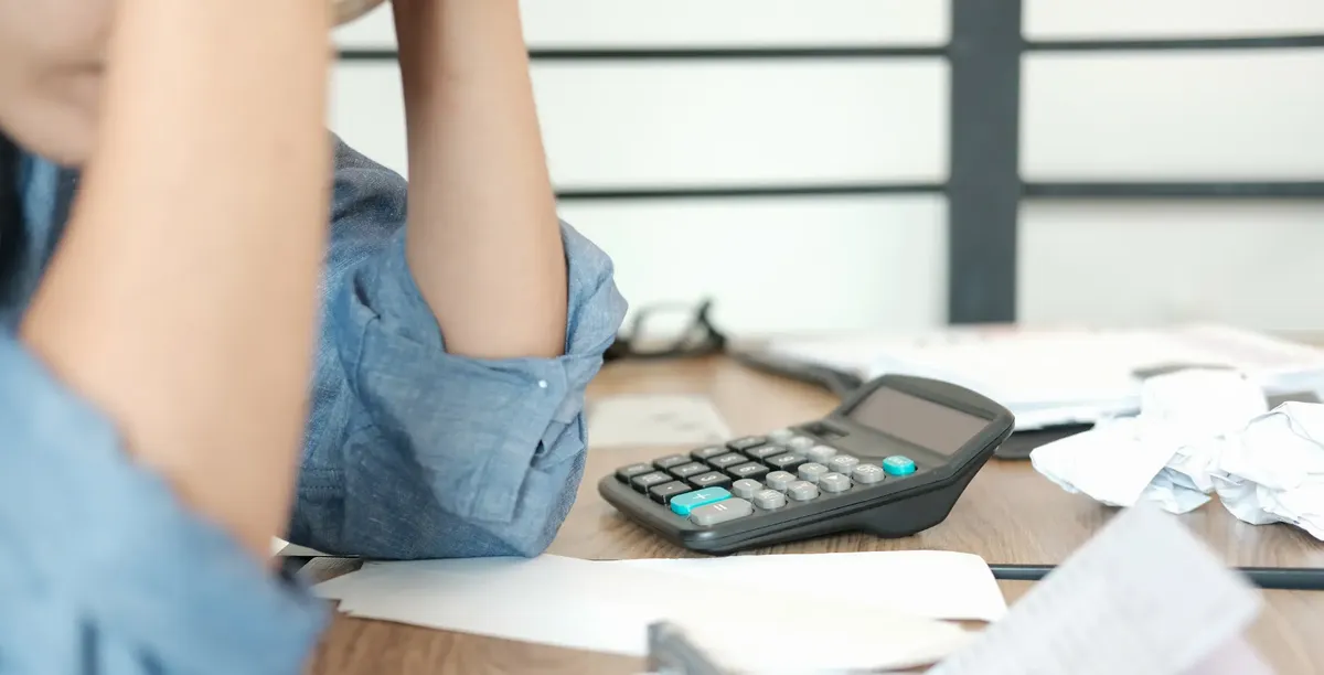 Canadian Mortgage Delinquencies Surge 32% Year-Over-Year Amidst Economic Pressures