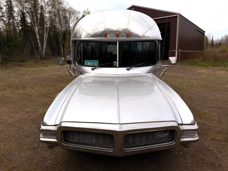 The Airnado: A 1969 Oldsmobile Toronado Meets an Airstream for a Unique Motorhome