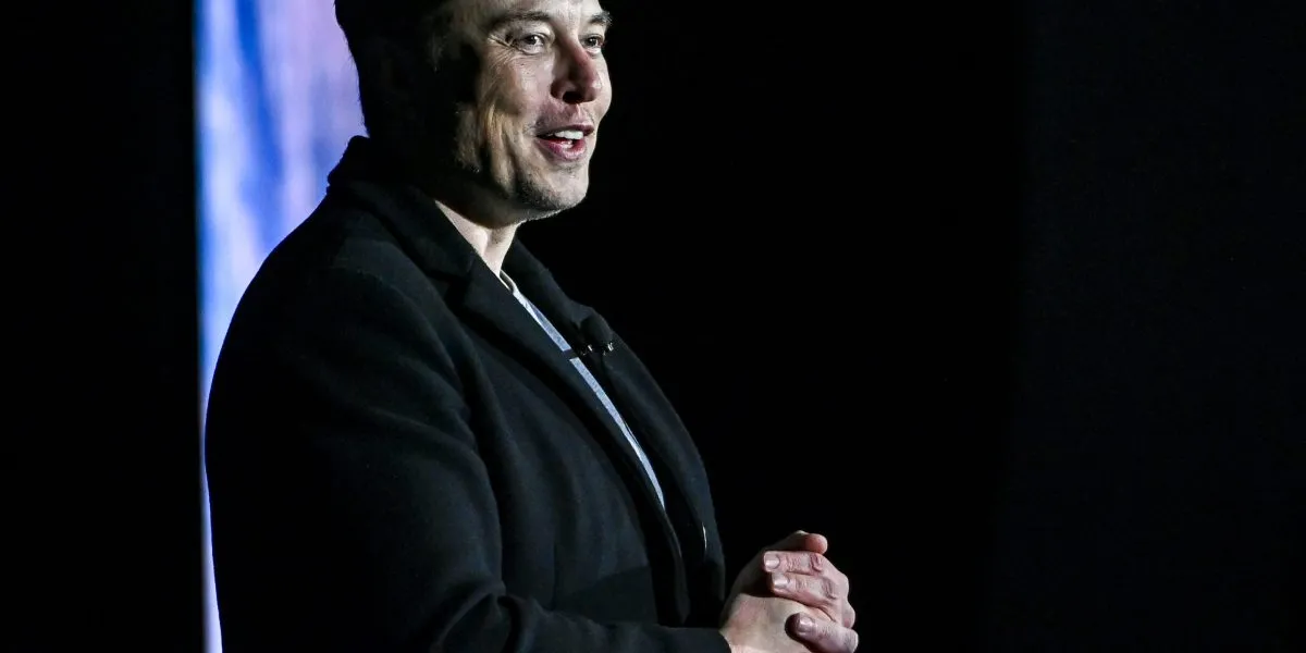 EchoStar's Remarkable Rebound: From Bankruptcy Fears to SpaceX Stake