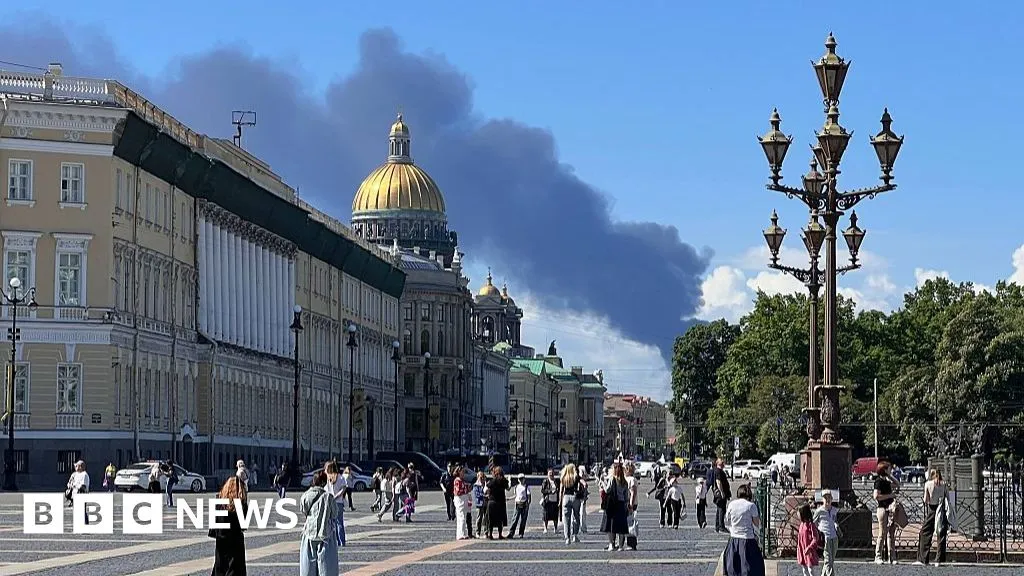 St. Petersburg Economic Forum Disrupted by Drone Attacks Amidst Putin's Economic Defiance