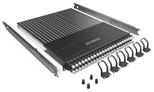 Compare PATCHBOX Plus+ STP with PATCHBOX Plus+ UTP